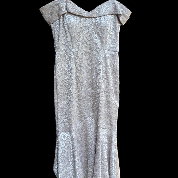 NWT off the shoulder fishtail formal dress - Picture 4 of 15